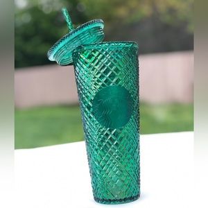 Jeweled Green venti Starbucks